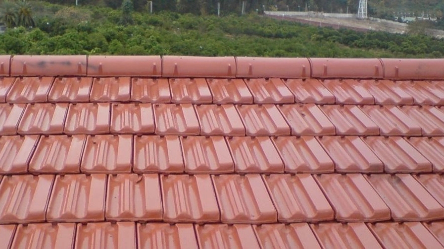 Sale of self-colored and colored Tabaristan pottery in Mashhad Sale of self-colored and colored Tabaristan pottery in Mashhad